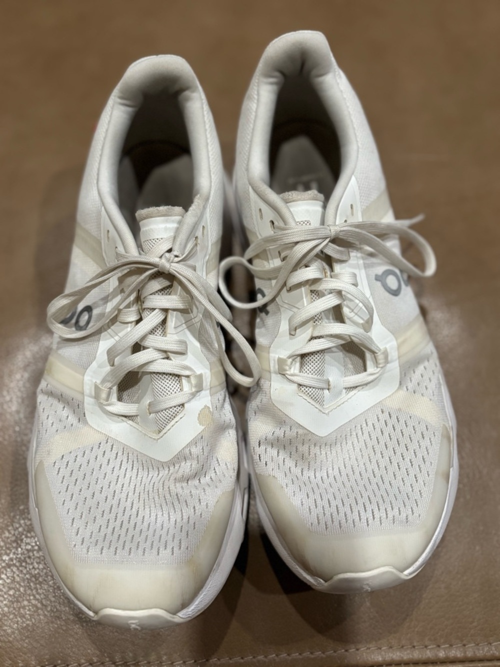 On Running Men's THE ROGER Advantage Pro Running Shoe - White/Cream - Picture 2 of 7
